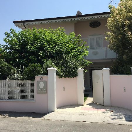 Villa Amelia Rooms Marina di Pietrasanta Kültér fotó