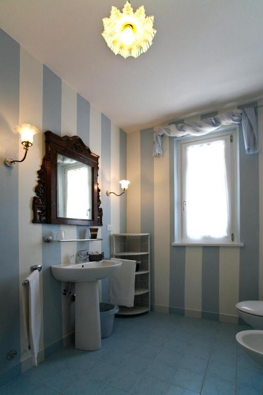 Villa Amelia Rooms Marina di Pietrasanta Szoba fotó