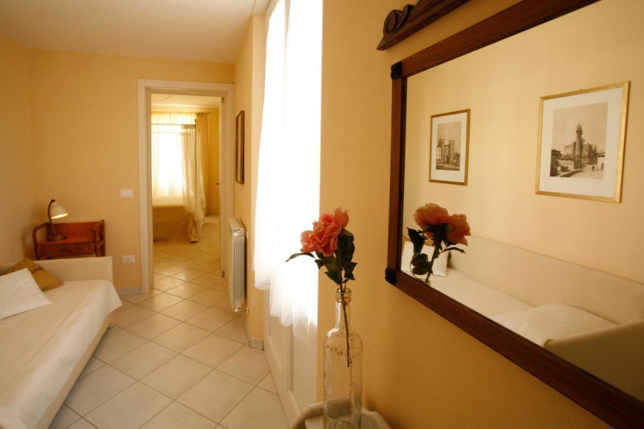 Villa Amelia Rooms Marina di Pietrasanta Kültér fotó