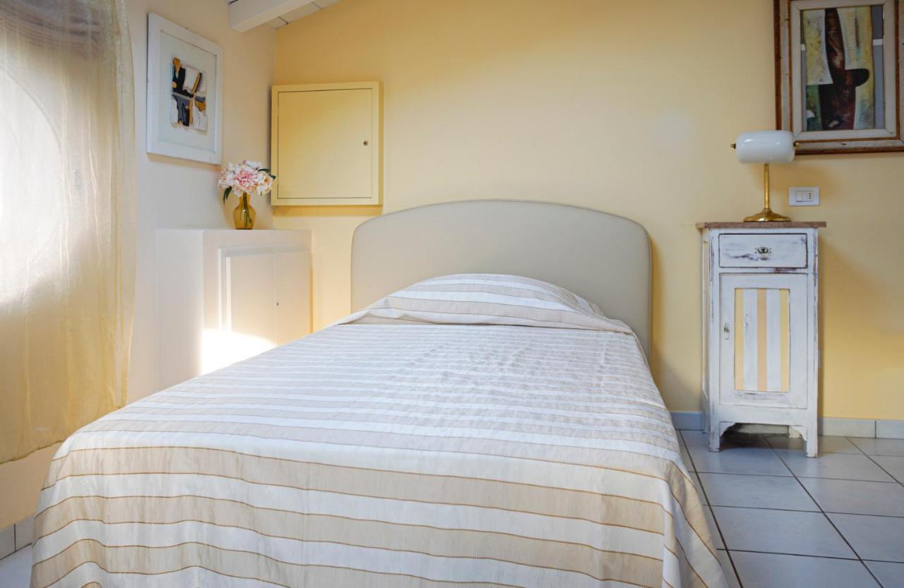 Villa Amelia Rooms Marina di Pietrasanta Kültér fotó