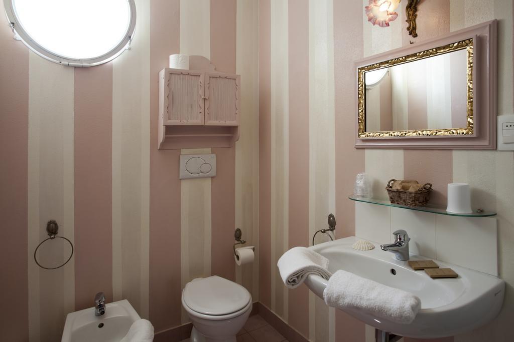 Villa Amelia Rooms Marina di Pietrasanta Kültér fotó