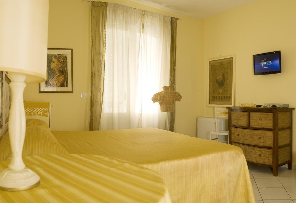 Villa Amelia Rooms Marina di Pietrasanta Kültér fotó