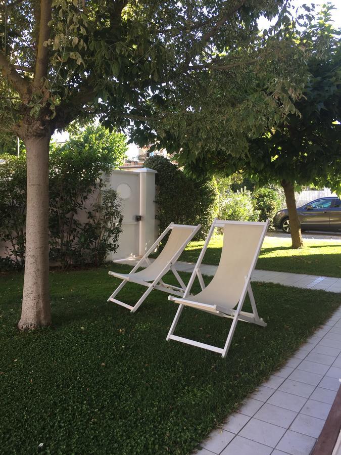 Villa Amelia Rooms Marina di Pietrasanta Kültér fotó